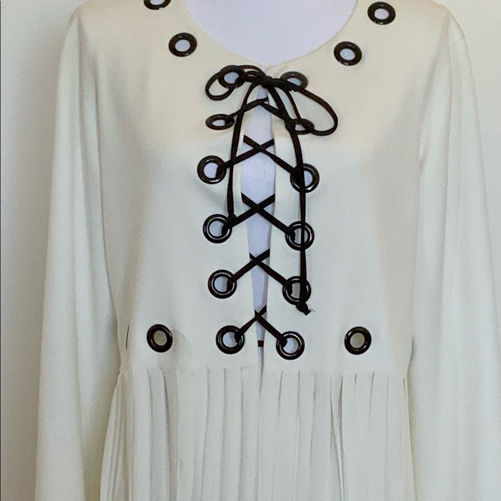 EVA VARRO WHITE JACKET - FABULOUS!
